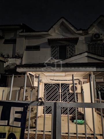 3 Beds Puchong Jaya Landed House, Partial Furnish, Puchong, Selangor 1