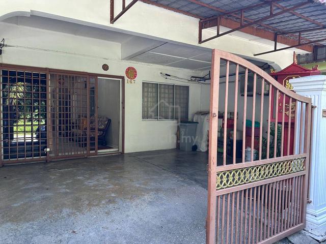 Taman Saga Kulai Single Storey Medium Low Cost Renovated Unit 1