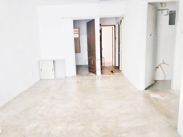 Desa Mutiara Indah Apartment 1