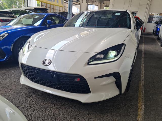 2024 Toyota 86 2.4 GR RZ INC SST UNREG LOW MILEAGE - 3