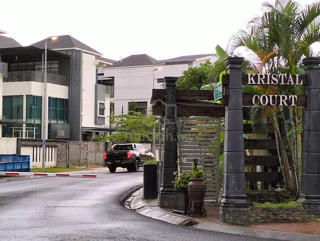 Price Revised : Semi D House  at Kristal Court Seksyen 7 Shah Alam 1
