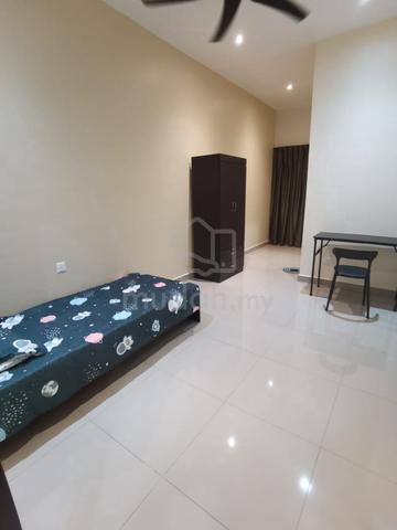 2 Rooms with Private Bathroom Available for Rent 1