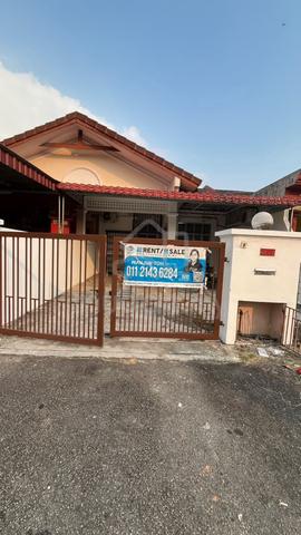 Jalan Bakti 19 @ Mutiara Rini 1