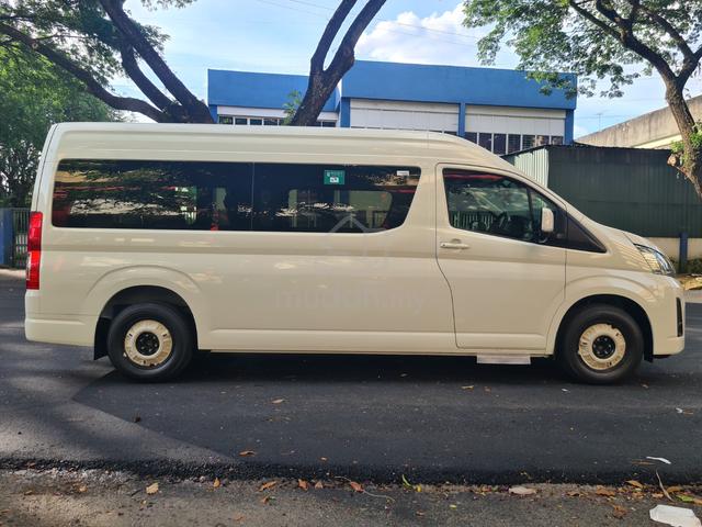NeW TOYOTA HIACE 2.8 SLWB 10SEATER WINDOW VAN (A) - 2