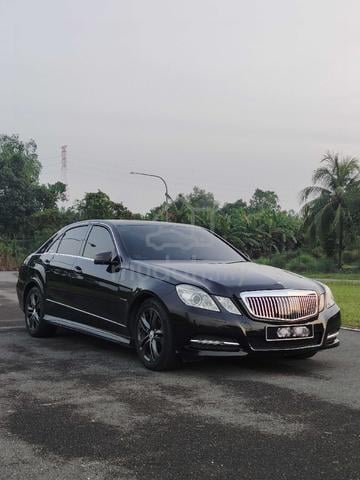 2011 Mercedes Benz E-CLASS 1.8 250 CGI AMG SPEC - 1