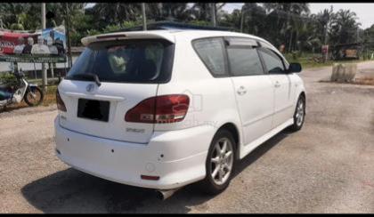 2001 Toyota IPSUM 2.4 VVTI (A) - 2