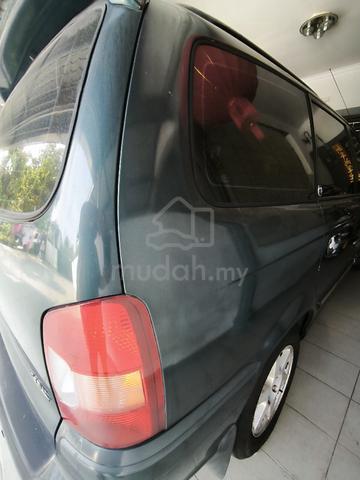 2004 Hyundai TRAJET 2.0 GLS (A) - 2