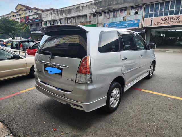 2010 Toyota INNOVA 2.0 G FACELIFT (A) facelift - 3