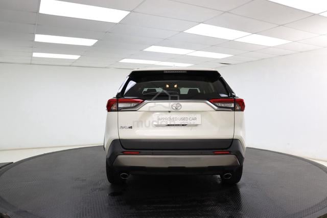 2020 Toyota RAV4 2.5 - 4