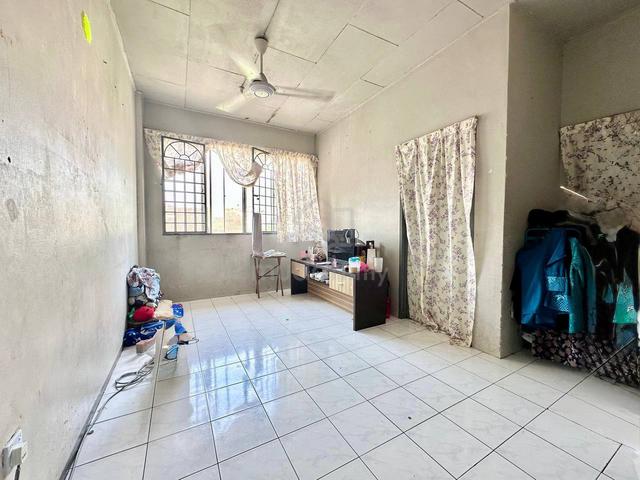 Taman Impian Indah Apartment (Balakong) 1