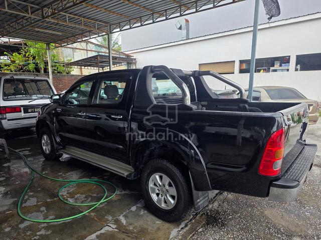 2011 Toyota HILUX 2.5 G Auto - 2