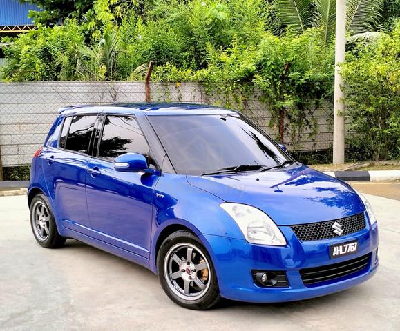 Suzuki Swift 1.5 (A) 2011 - 1