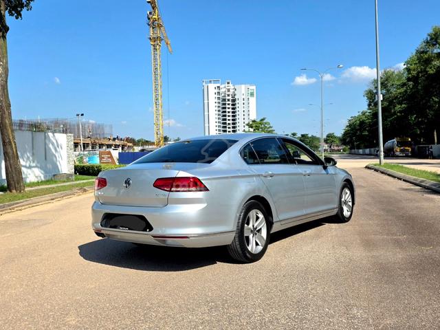 TRUE YEAR 2019 Volkswagen PASSAT 1.8 TRENDLINE (A) - 3