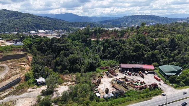 Development Land | below value | Beside Mainroad | CL 999 | RB zoning 1