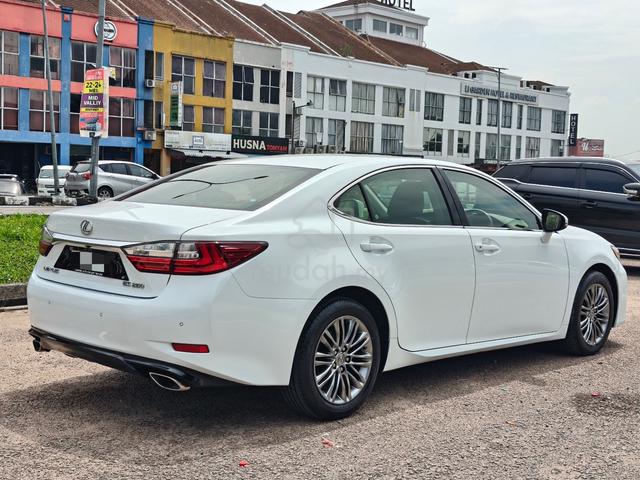 2016 Lexus ES250 2.5 LUXURY FACELIFT (A) - 4