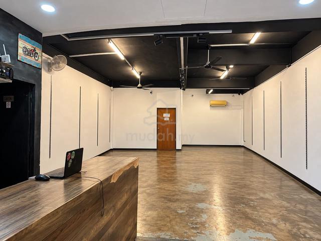 Double storey Shoplot for Rent 1