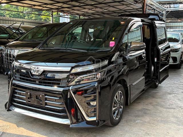 2021 Toyota VOXY 2.0 ZS KIRAMEKI III (Unreg) - 1