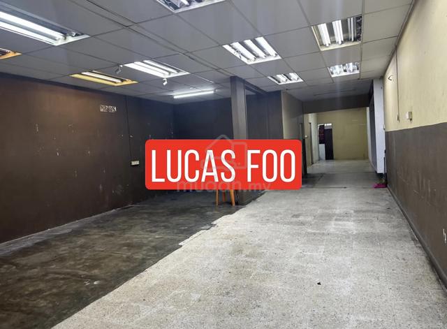 Single Story Shoplot For Rent at jelutong prime location Penang 1