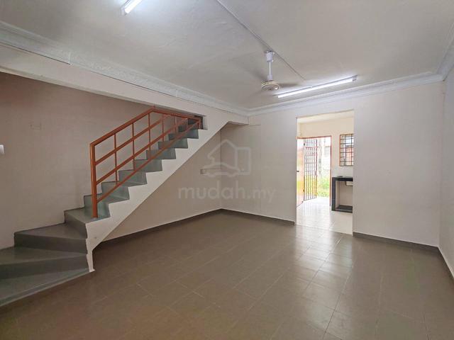 Full Loan ! Taman Bukit Jaya Ulu Tiram Johor 1