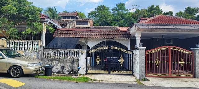 Single Storey House, Sri Serdang, Seri Kembangan For Sales 1