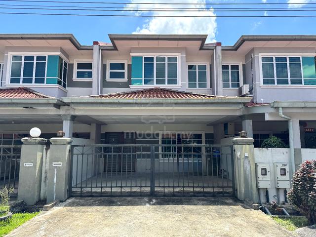 100% LON, Double Storey, UNI GARDEN 1