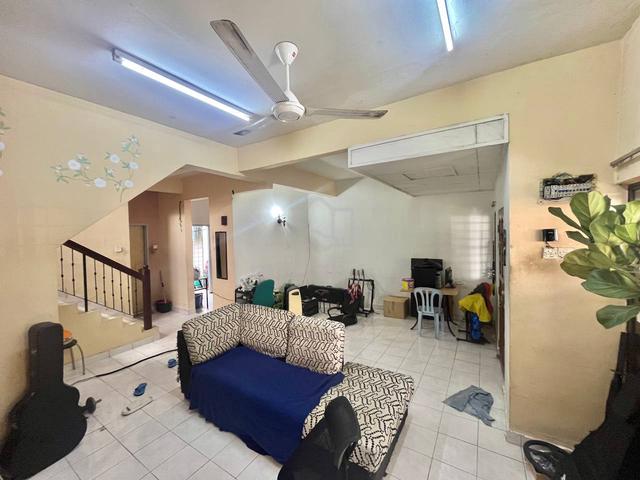 Double Storey Terrace Angular Lot Jalan Platinum, Seksyen 7, Shah Alam 1