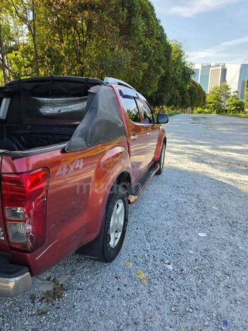 2014 Isuzu 2.5 (Auto) - 3
