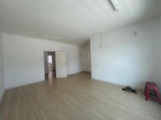 2 Sty House Paragon 129/93/150/202 Equine Park Seri Kembangan 1