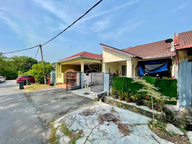 Single Storey Facing Open Bandar Baru Nilai 1