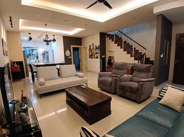[24' x 80'] RENOVATED 2-Sty Terrace Cassia Garden Residence, Cyberjaya 1