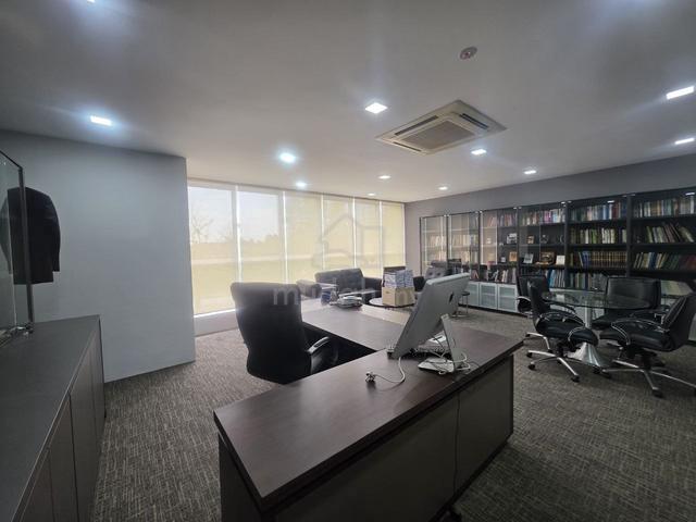 [2 FLOORS SHOPLOT] Bandar Puteri Bangi, Bandar Bukit Mahkota, Kajang 1