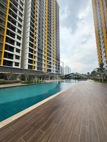 Parkland Residence @ Kajang 2 1