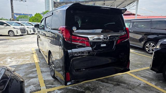 GRADE 4 2021 Toyota ALPHARD 2.5 SC PROMO - 2
