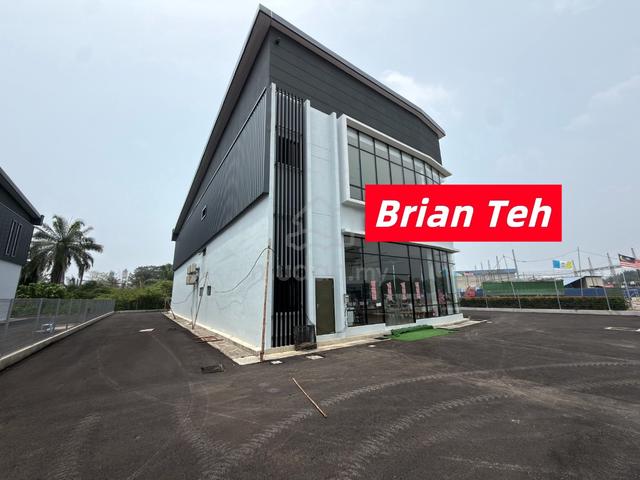1.5 Sty Light Industrial Semi D Factory Warehouse Rent at Batu Kawan 1