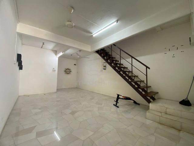 Gunung Rapat Taman Ipoh Jaya Good Condition House/ Monthly Only RM 1K 1