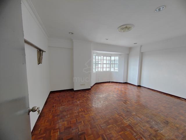 Regency Condominium 1