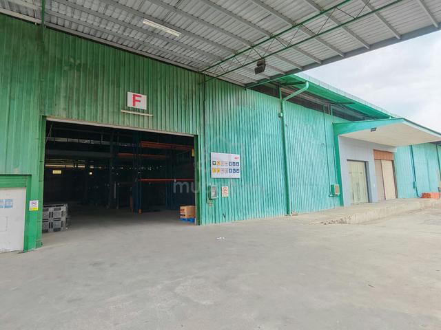 Kolombong Industrial Warehouse For Rent 1
