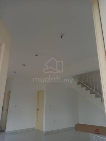 2 Storey Corner House, Jalan Iris, Taman Bunga Raya, Bukit Beruntung 1