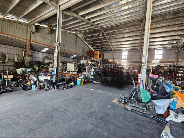 Below Market Value factory at Malim jaya 1