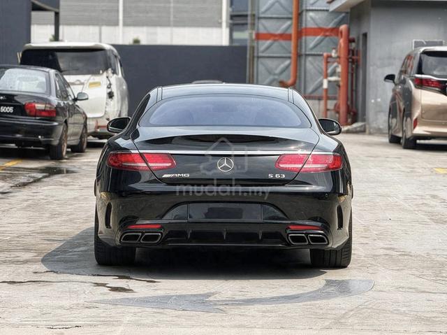 2018 Mercedes-AMG S63 4Matic+ Coupe V8 WELL KEPT - 4