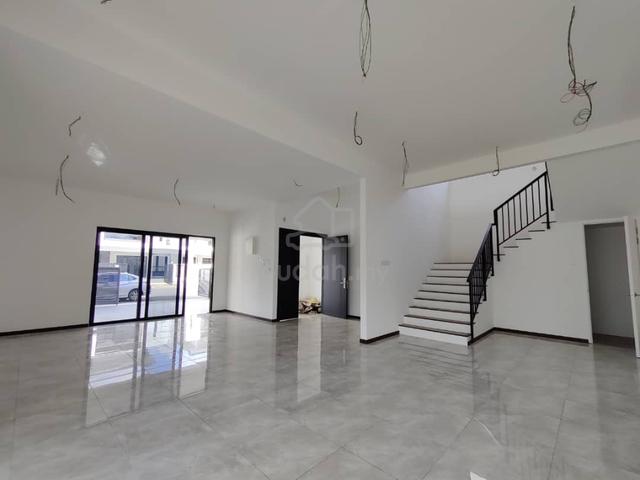 CORNER LOT NEW UNIT SIERRA 2 Sty Bungalow GATED GUARDED Bukit Banyan 1