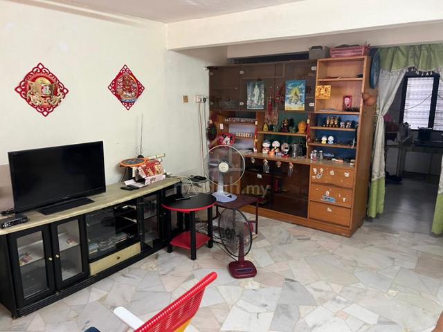 Fully Extended 2sty link house in Taman Putra 1
