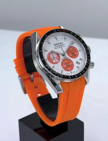 Custom S. Mod 40mm Orange Snoopy Speedmaster - photo 3 of 6