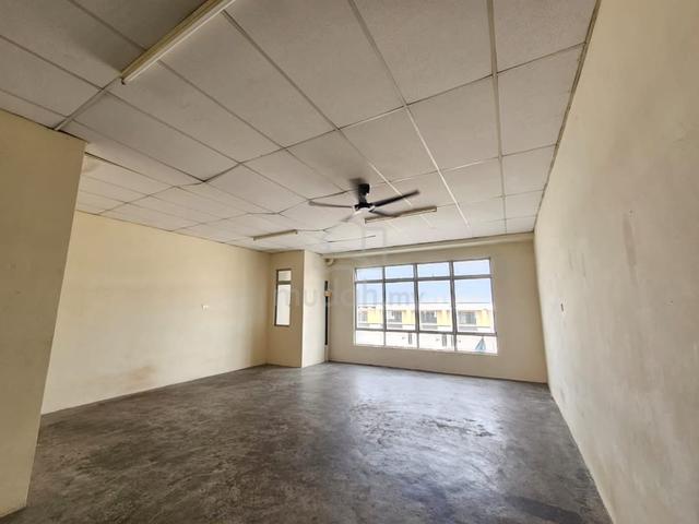Taman Daya 2nd Floor Shop Lot 22x70 1