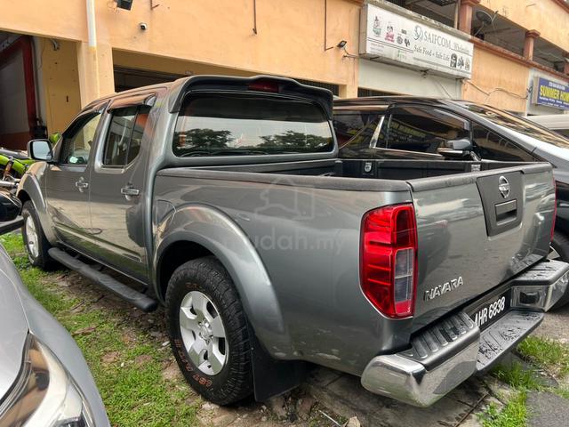 Nissan NAVARA 2.5 CALIBRE (A) muka 5K - 2