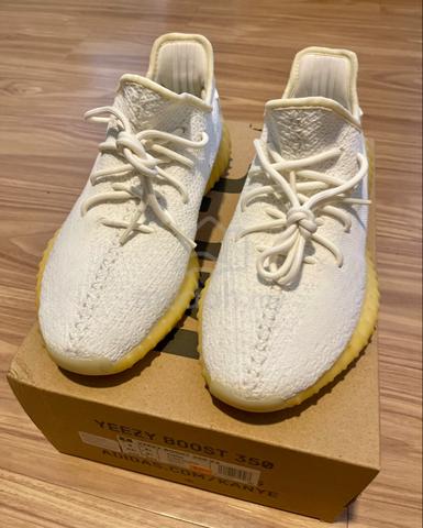 Adidas yeezy 350 Authentic Shoes for sale in Puchong Kuala Lumpur