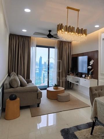 LINQ SKY RESIDENCES (Datum Jelatek) 1