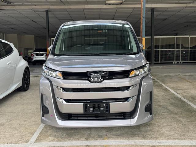 2023 Toyota NOAH 2.0 X FOC 8YR WARRANTY - 2