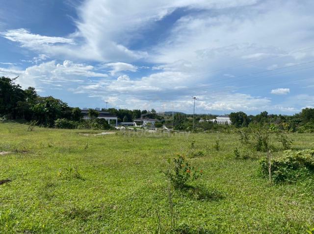 FREEHOLD PRIME AREA 3 acres Residential Land Beranang Semenyih 1