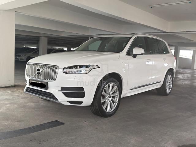 2016 Volvo XC90 2.0 T8 INSCRIPTION SUV *FULL LOAN* - 3